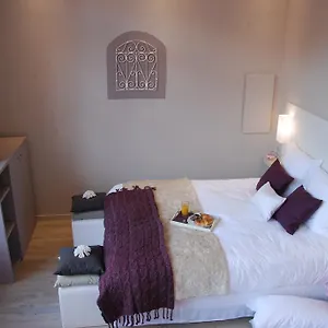 A Part - Urbains Apartment
